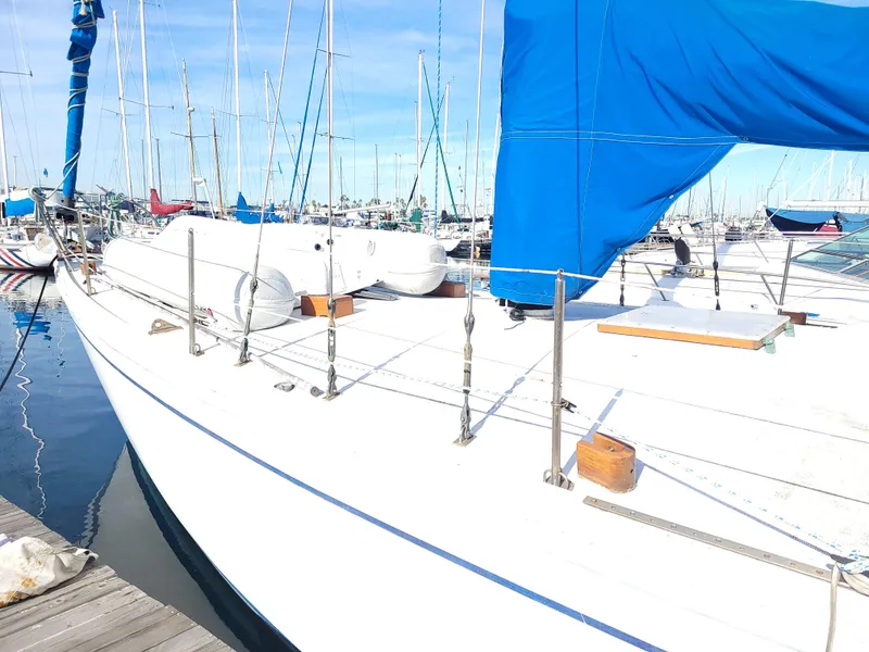 1971 Columbia 43 Sloop
