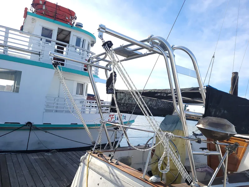 1971 Columbia 43 Sloop