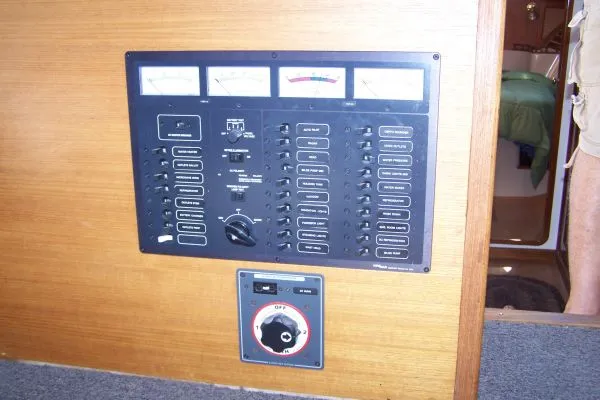1981 Lancer Motorsailer