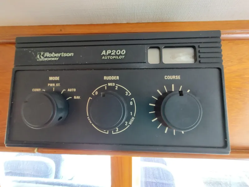 1988 DeFever 44 Motor Yacht