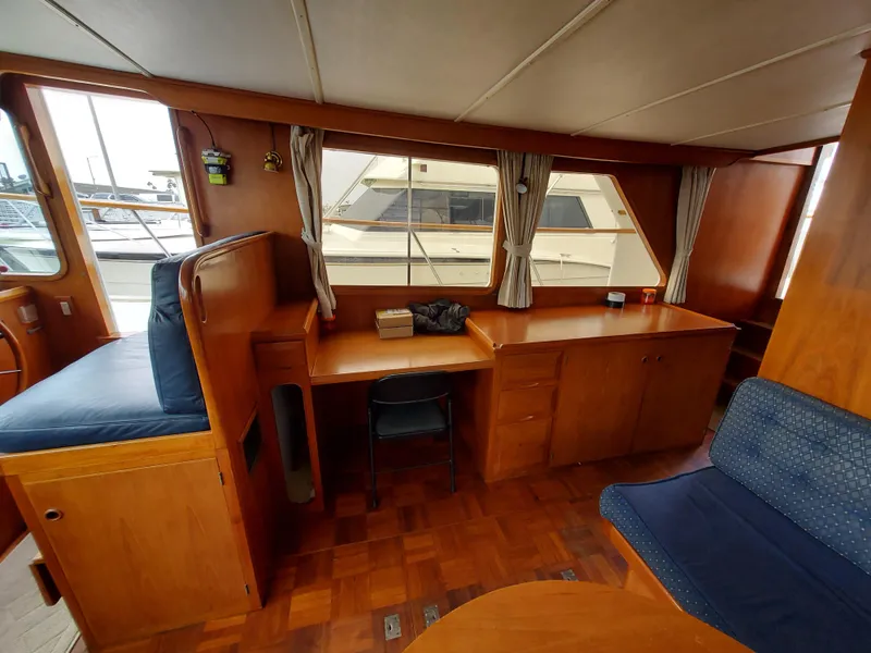 1988 DeFever 44 Motor Yacht