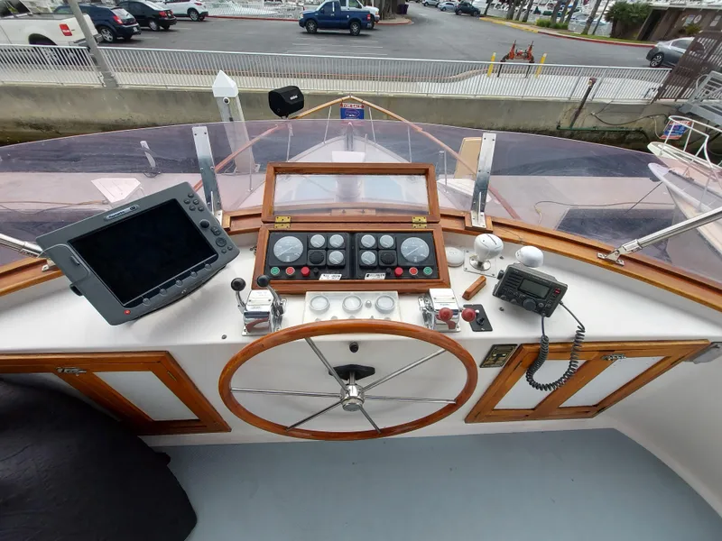 1988 DeFever 44 Motor Yacht