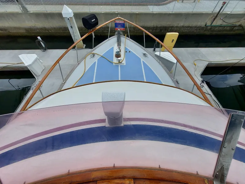 1988 DeFever 44 Motor Yacht