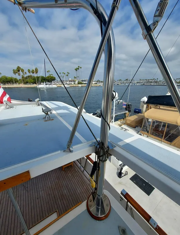 1988 DeFever 44 Motor Yacht