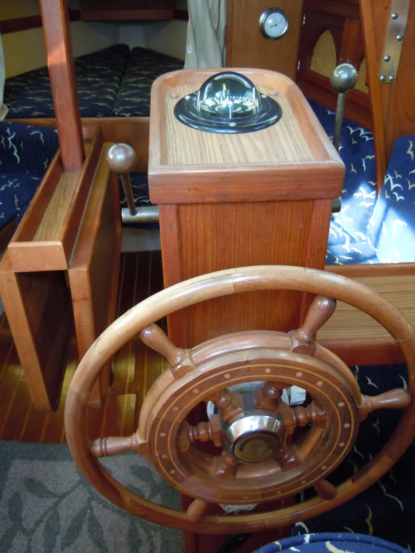 1986 Capital Gulf 27