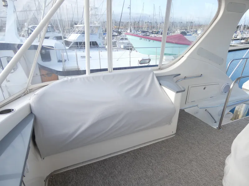 2004 Silverton 48 Convertible