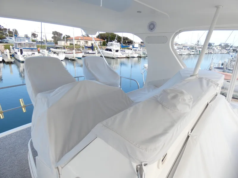 2004 Silverton 48 Convertible