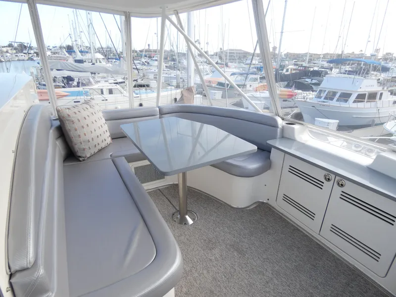 2004 Silverton 48 Convertible