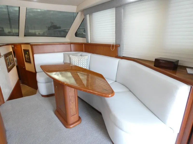 2004 Silverton 48 Convertible
