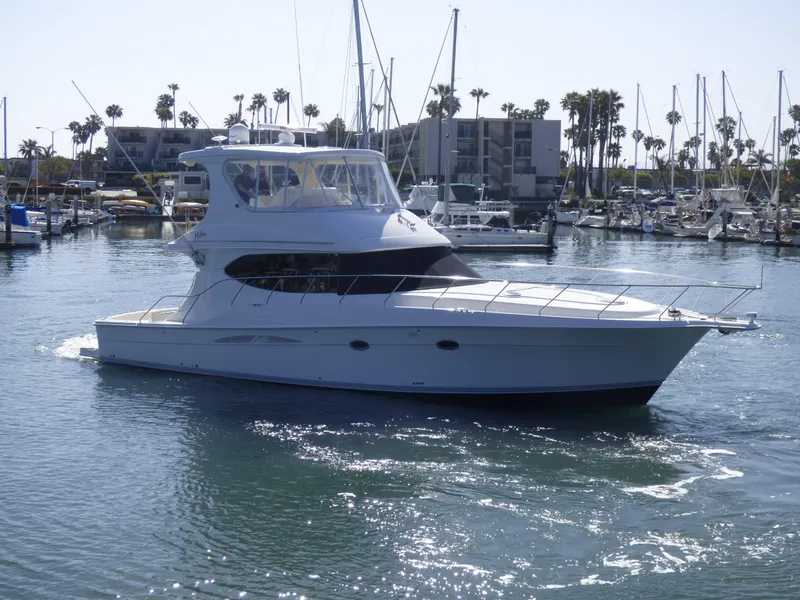 2004 Silverton 48 Convertible