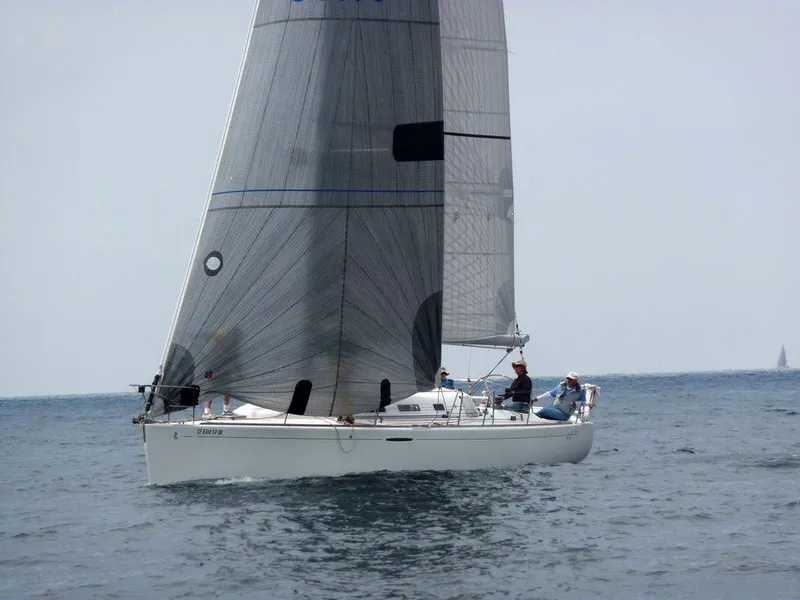 Undersail