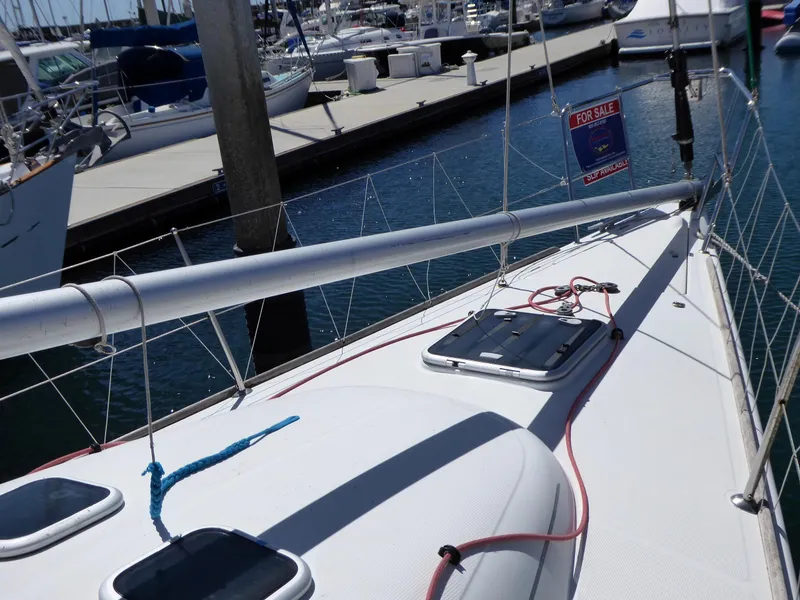 Spinnaker pole