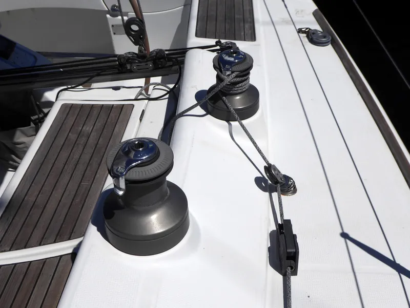 Cockpit winches