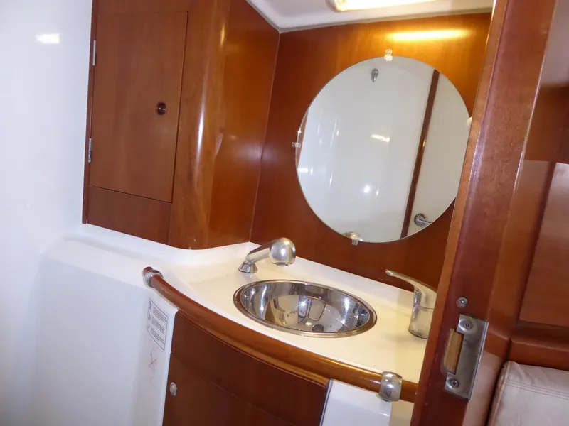 Sink, vanity