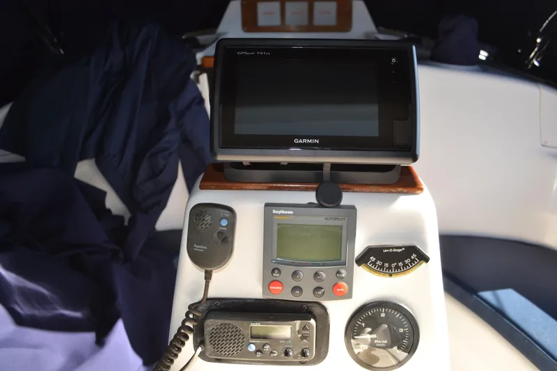 1999 Hunter 340