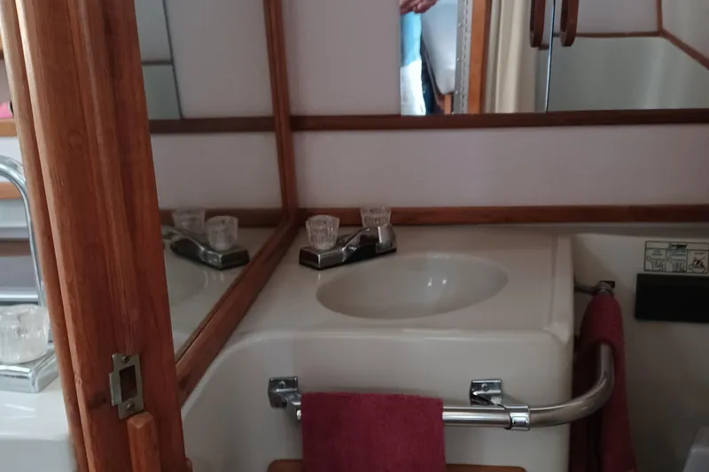 1988 Sea Ray 300 Sundancer