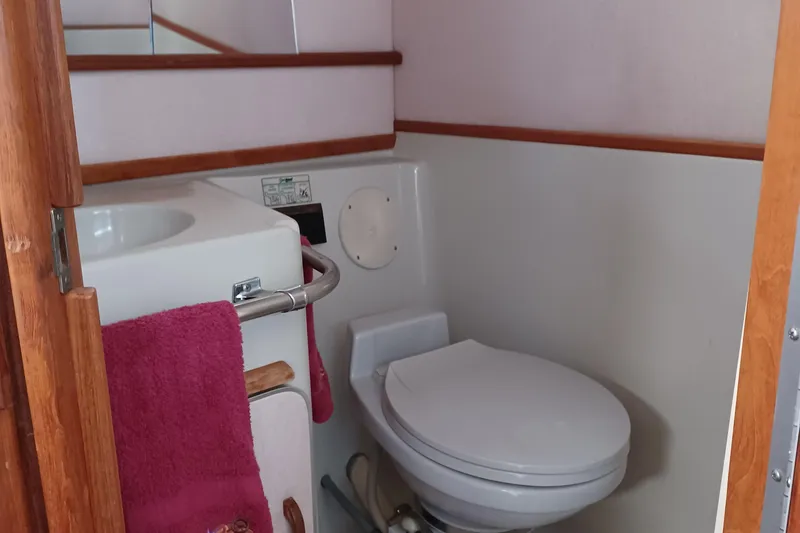 1988 Sea Ray 300 Sundancer
