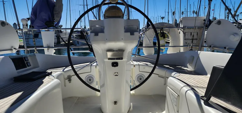 2002 Beneteau 361