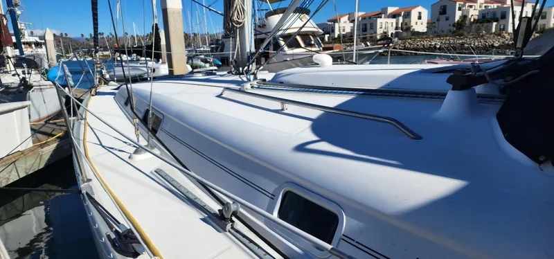 2002 Beneteau 361