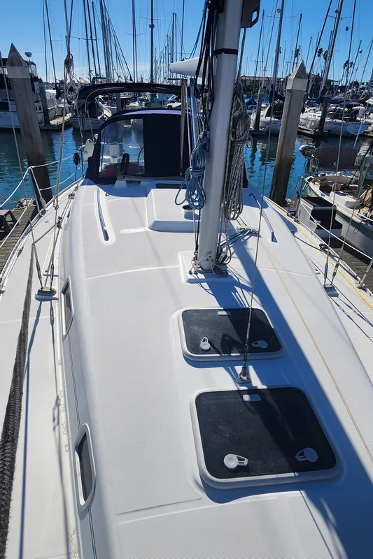 2002 Beneteau 361