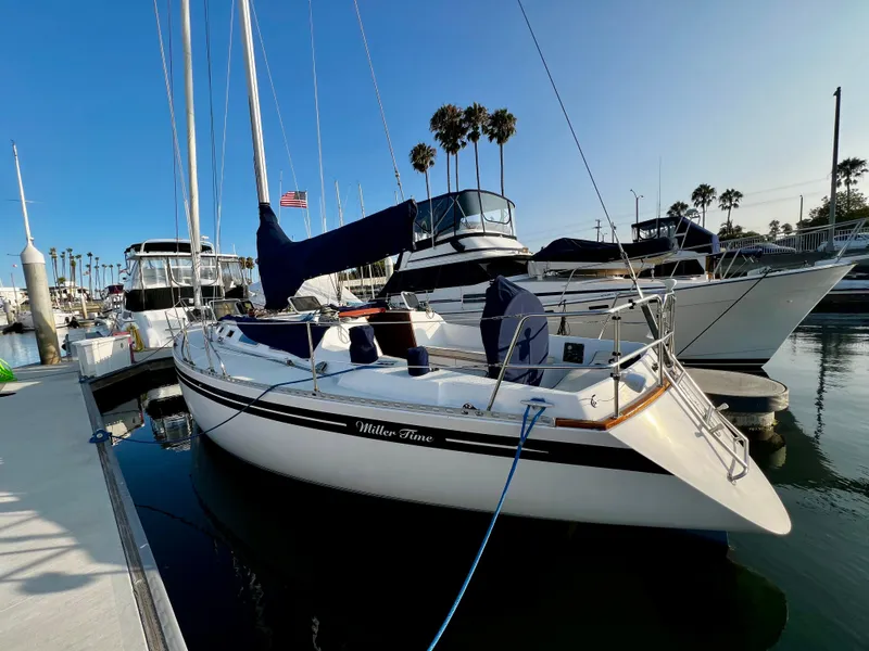 1985 Islander 40