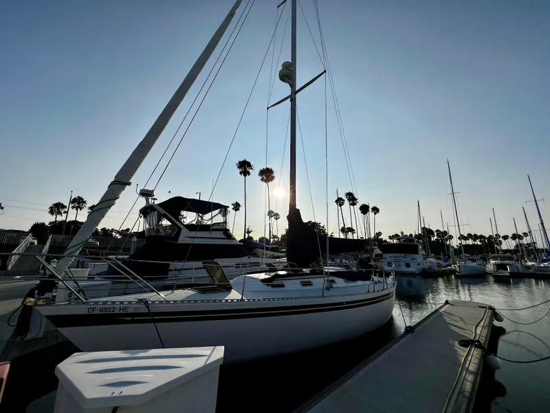 1985 Islander 40