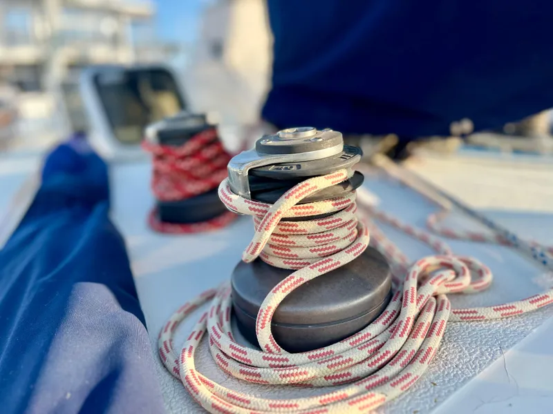1985 Islander 40