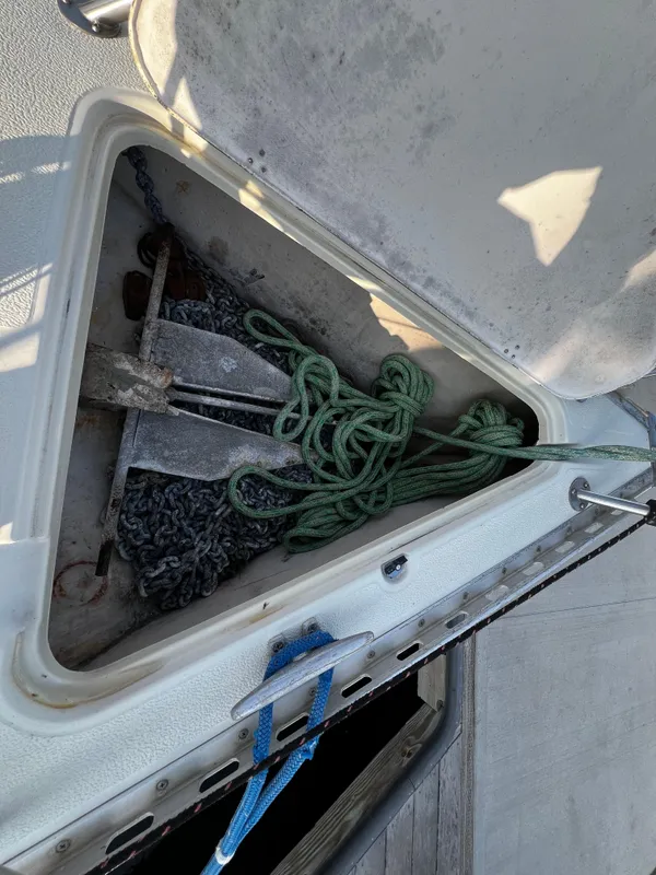 1985 Islander 40