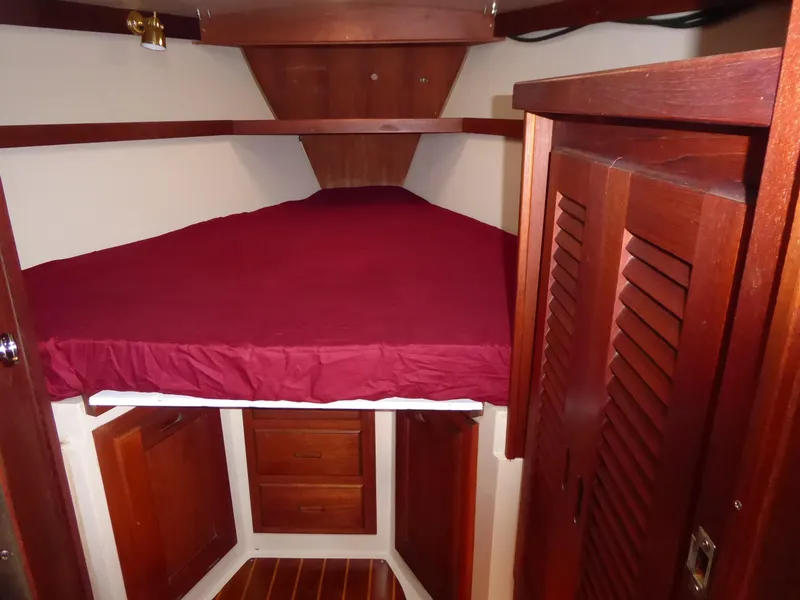 V-berth