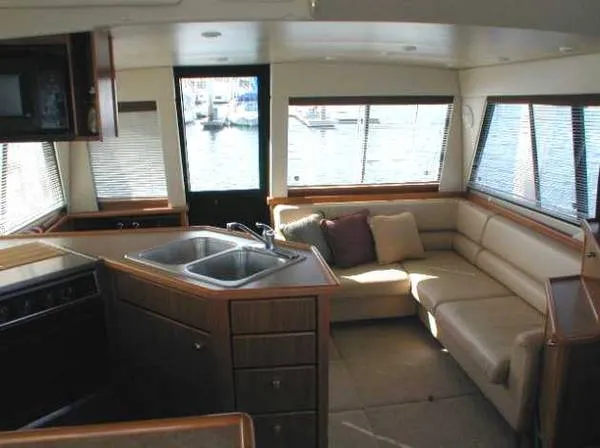 2000 Bayliner 3988 Motoryacht