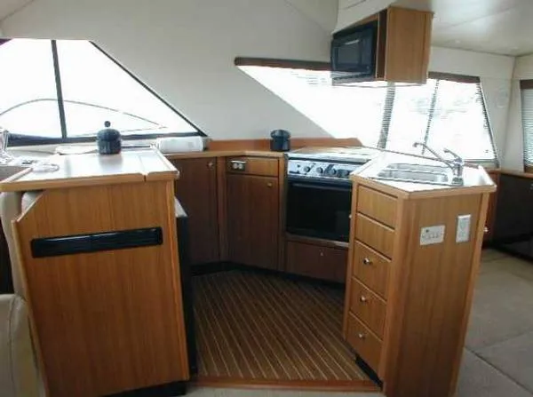 2000 Bayliner 3988 Motoryacht