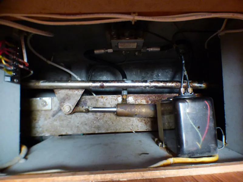 1986 PT 38 ACMY