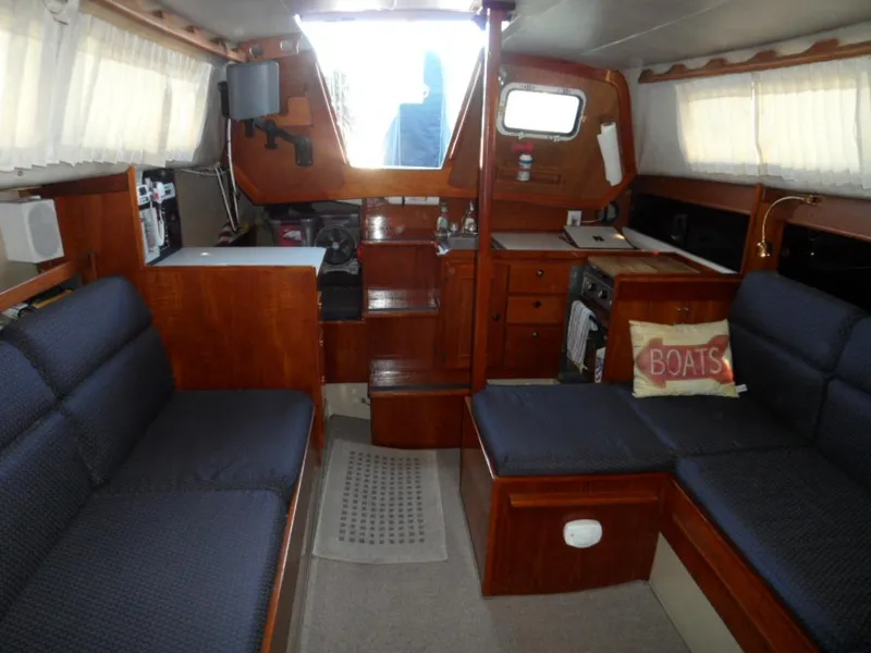 1978 CAL 34 MK III Sloop