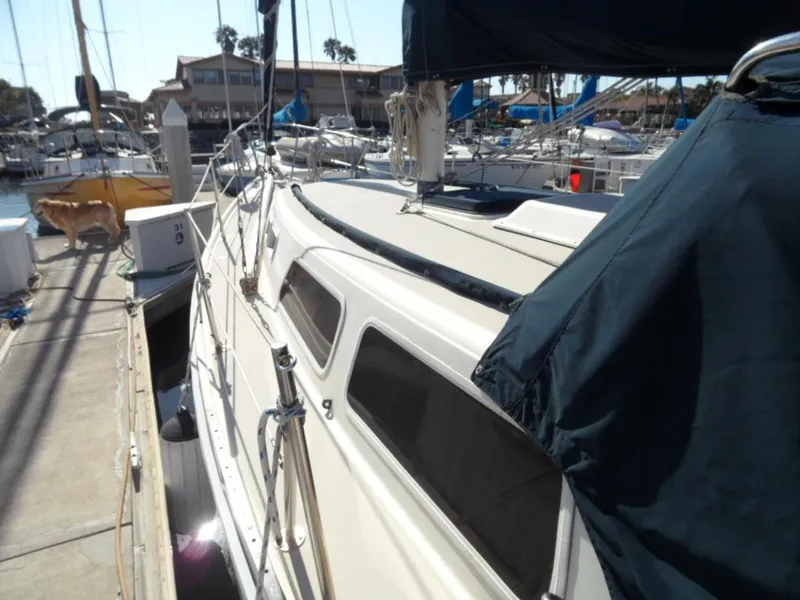 1978 CAL 34 MK III Sloop