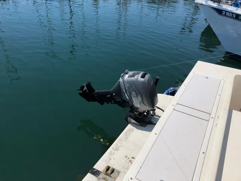 Outboard kicker