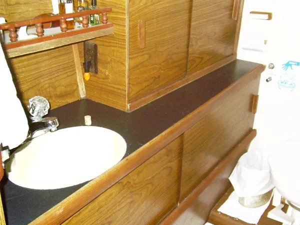 1975 Chris-Craft Catalina Double Cabin