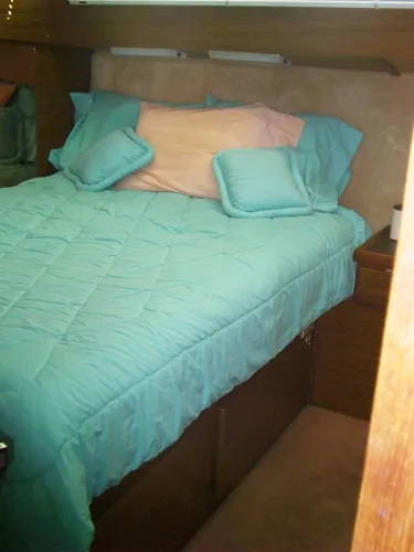 1975 Chris-Craft Catalina Double Cabin