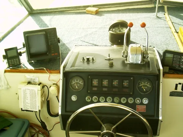 Helm Electronics