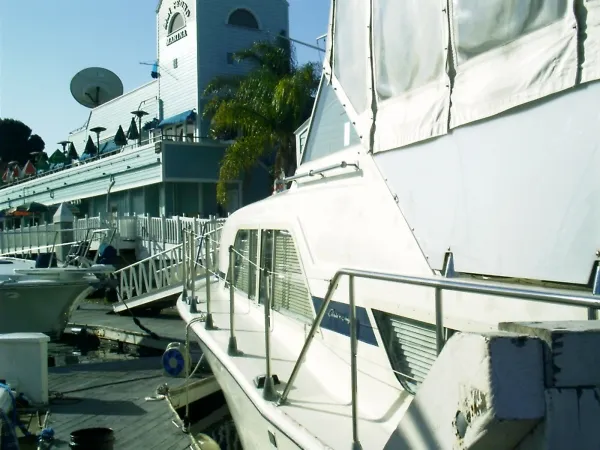 1975 Chris-Craft Catalina Double Cabin