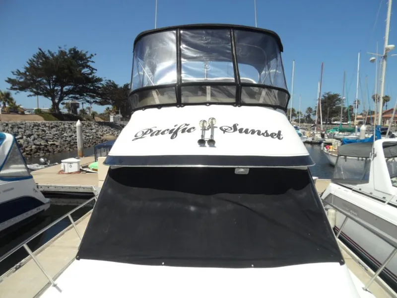 1993 Navigator 3300