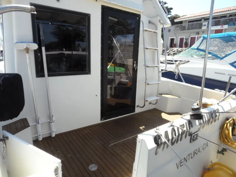 1993 Navigator 3300