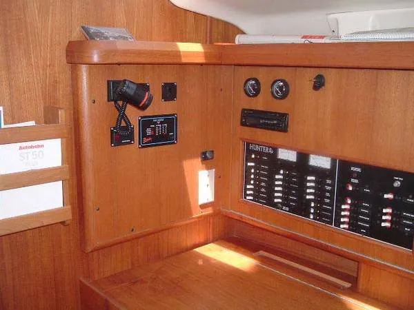 1996 Hunter 376