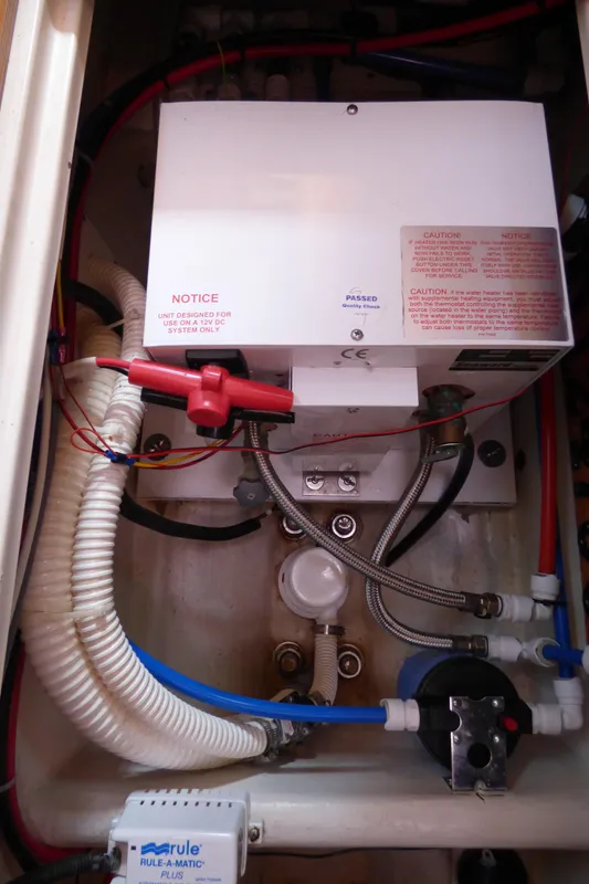 12 Volt Hot Water Heater