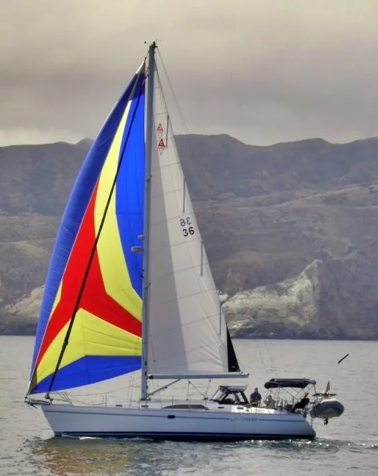 Waveguide under sail