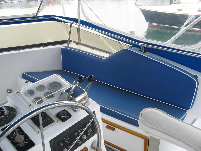 Bridgedeck Seating
