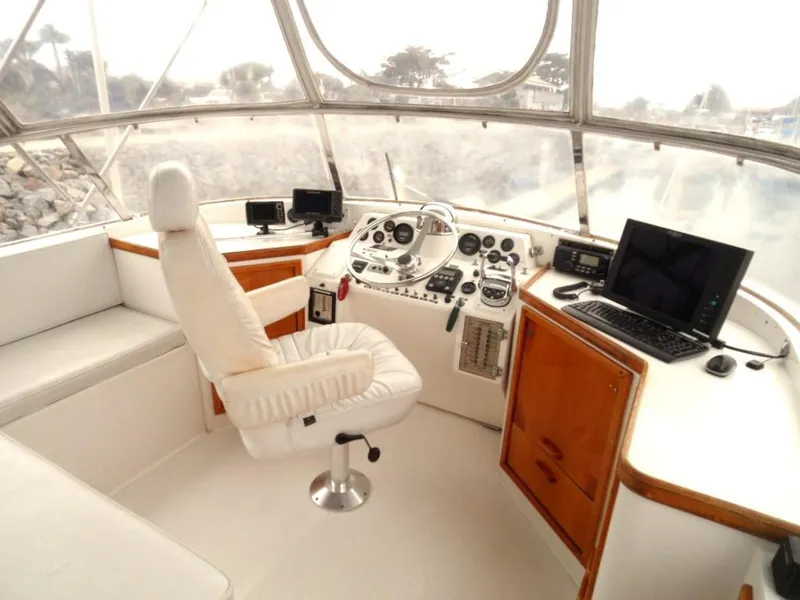 1986 Gulfstar 49 Motoryacht Stabilized