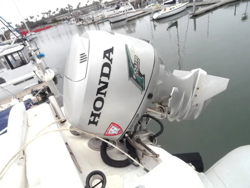 1986 Gulfstar 49 Motoryacht Stabilized