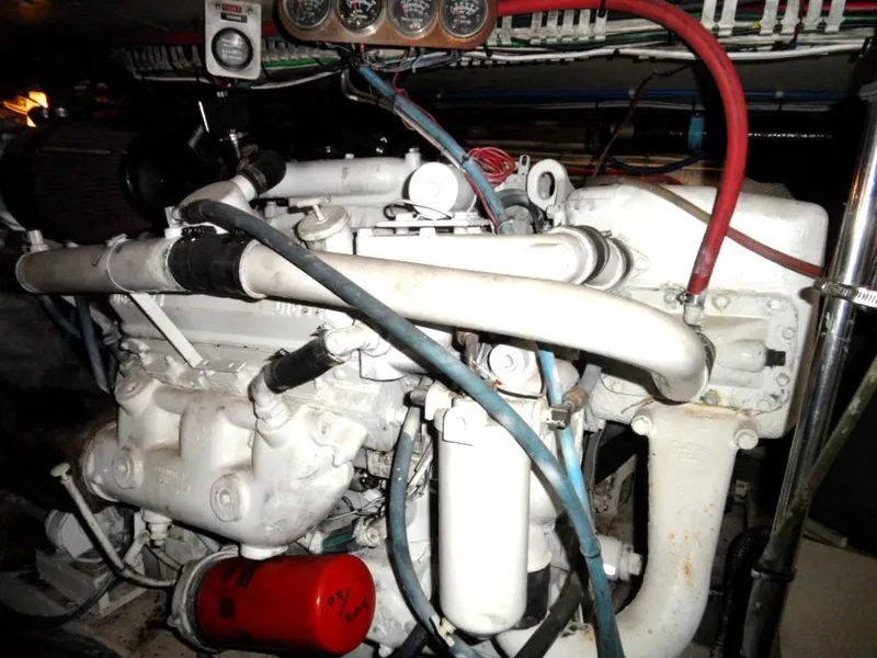 1986 Gulfstar 49 Motoryacht Stabilized