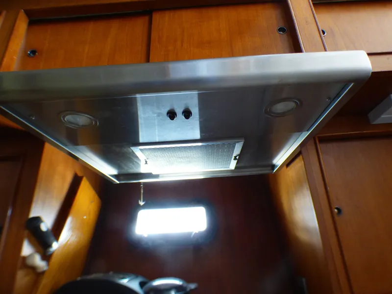 1979 Chris-Craft 45 Commander Sport Fisherman