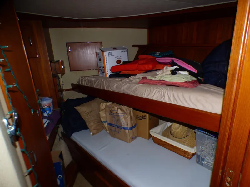 1979 Chris-Craft 45 Commander Sport Fisherman